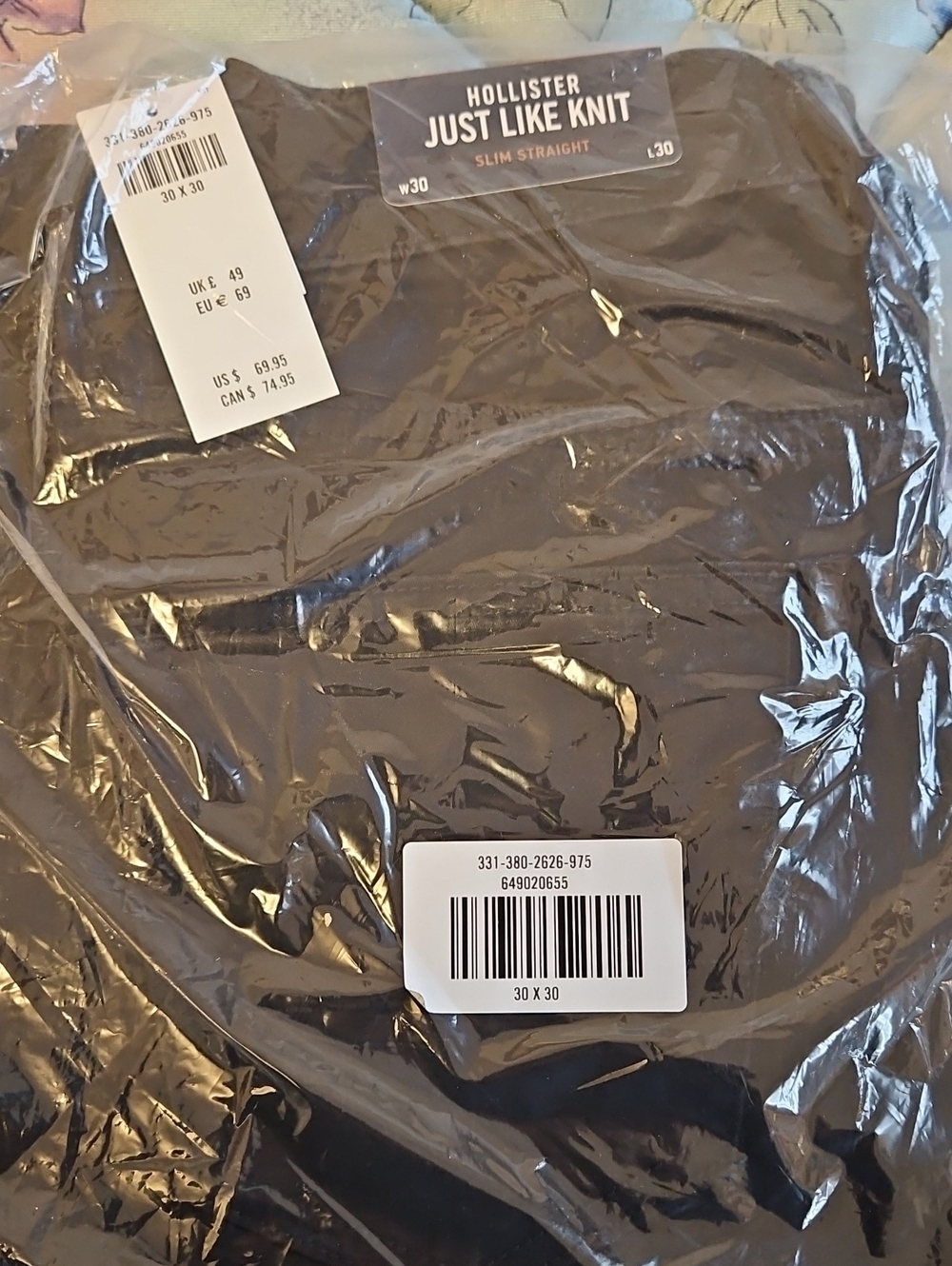 Hollister Slim Straight Jeans in Dark Brown